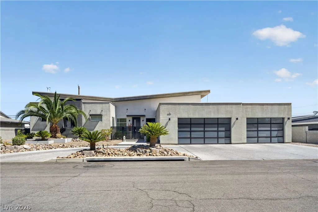 306 Country Club, Henderson, NV 89015