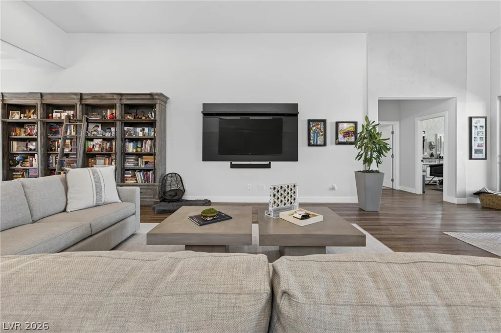 306 Country Club, Henderson, NV 89015