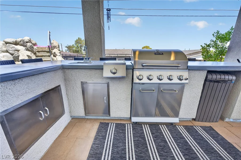 306 Country Club, Henderson, NV 89015