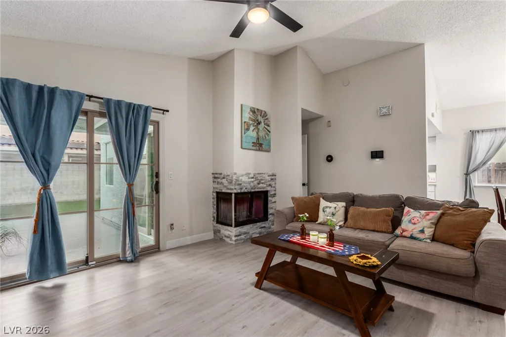 5776 Yerington, Las Vegas, NV 89110