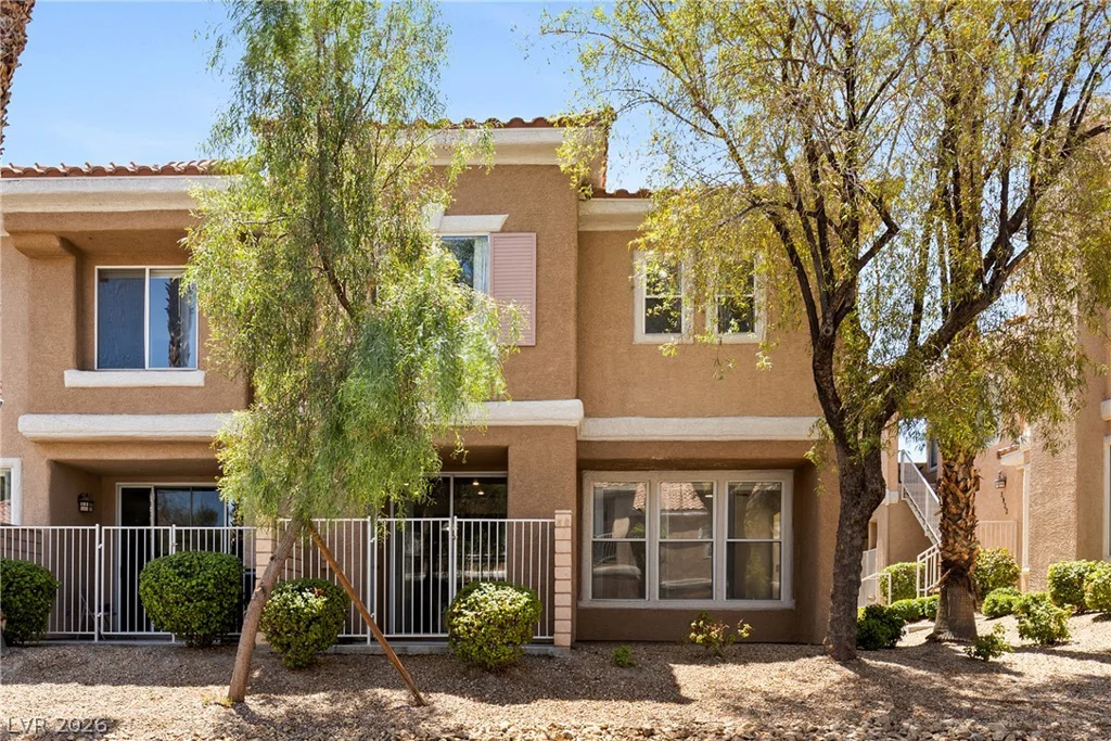 251 Green Valley, Henderson, NV 89012