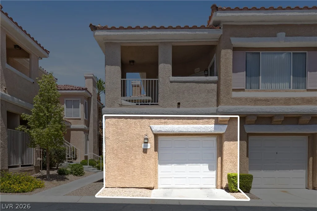 251 Green Valley, Henderson, NV 89012