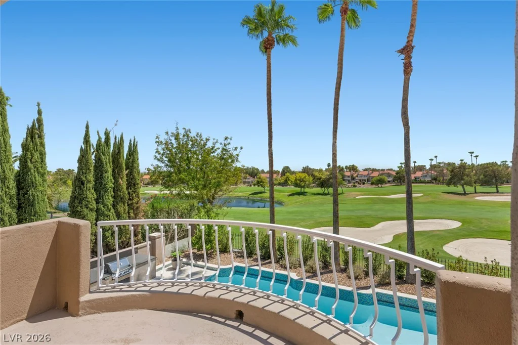 8371 Plum Creek, Las Vegas, NV 89113