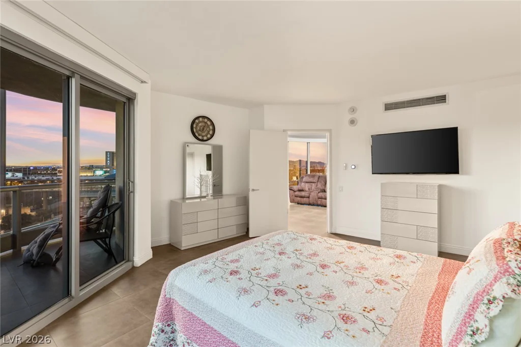 222 Karen, Las Vegas, NV 89109