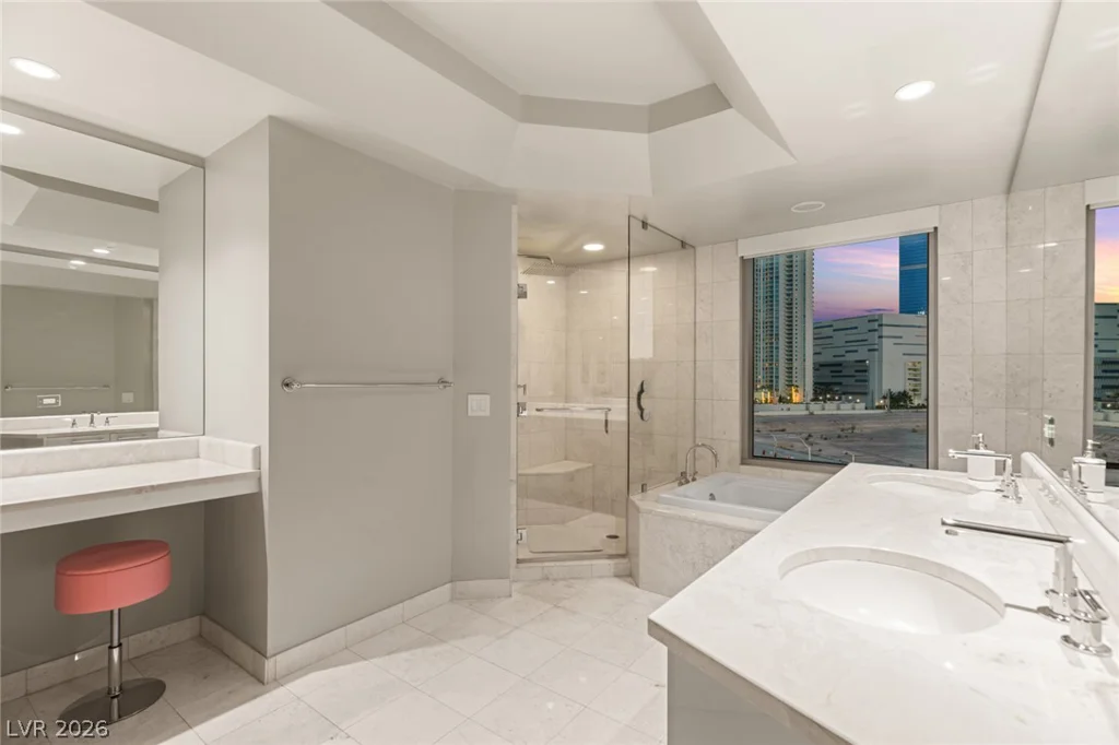 222 Karen, Las Vegas, NV 89109