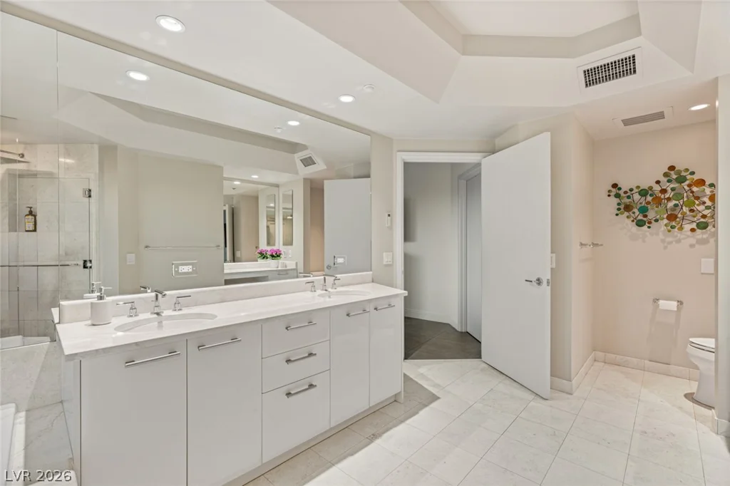 222 Karen, Las Vegas, NV 89109