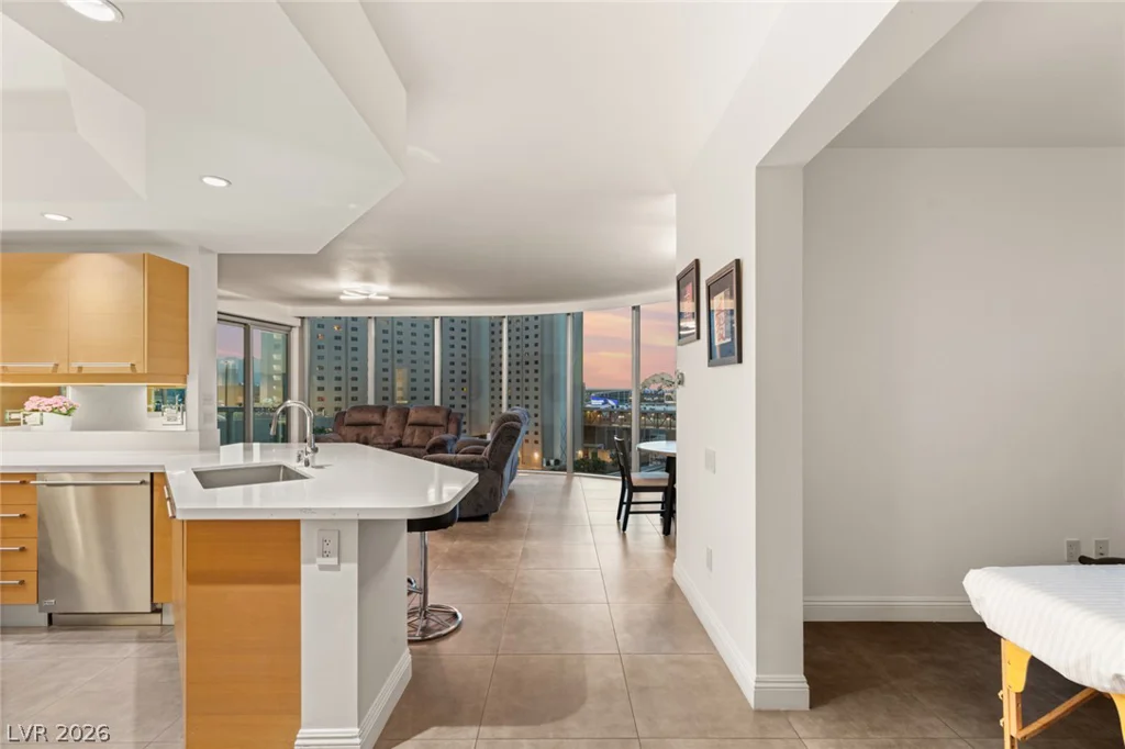 222 Karen, Las Vegas, NV 89109
