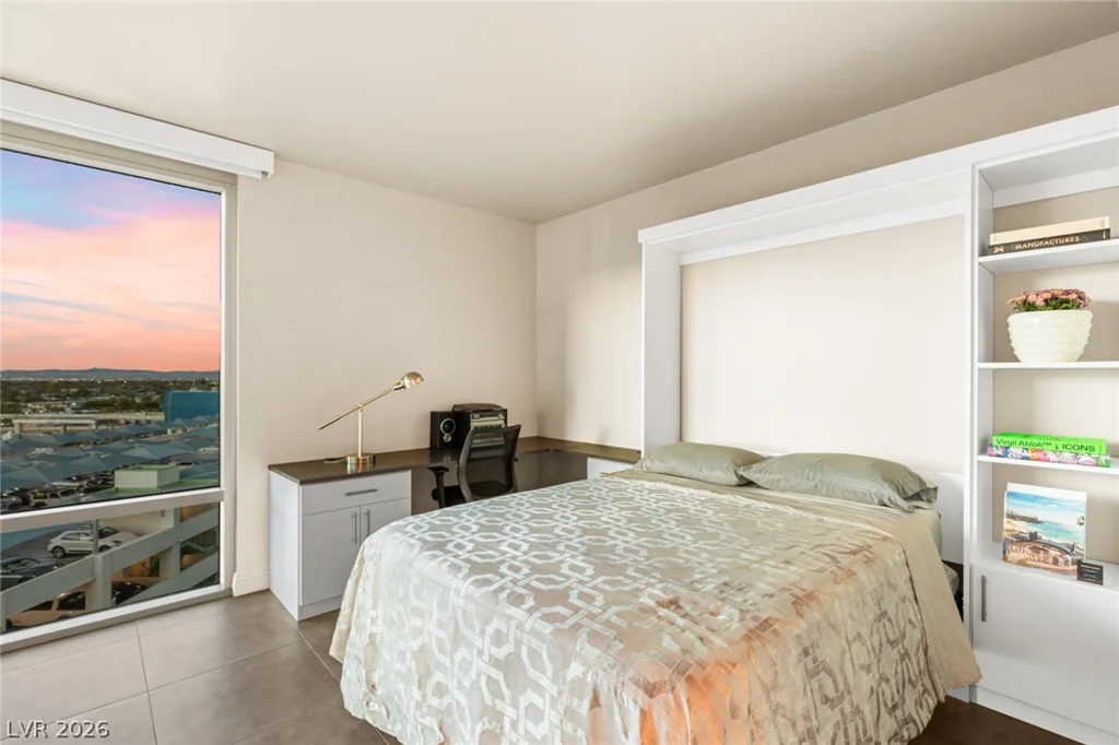222 Karen, Las Vegas, NV 89109