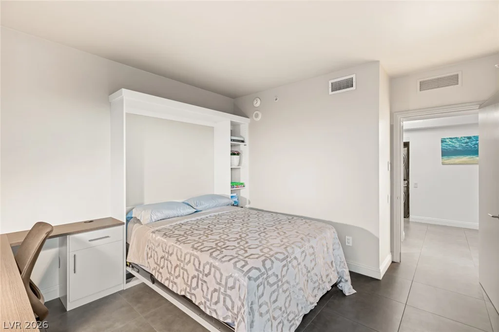 222 Karen, Las Vegas, NV 89109