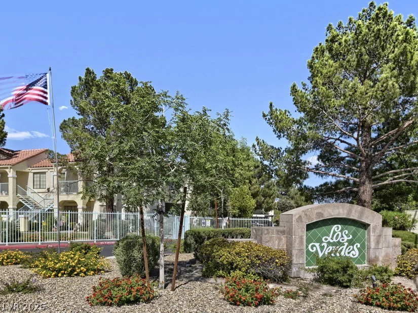 4893 Torrey Pines, Las Vegas, NV 89103