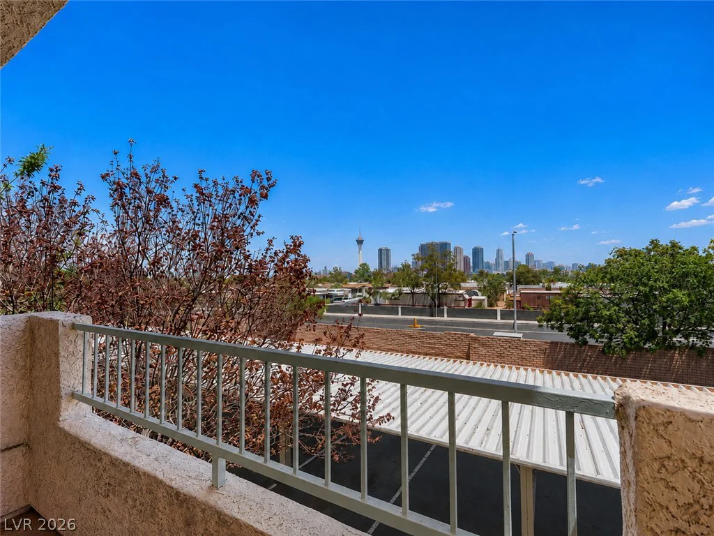 4893 Torrey Pines, Las Vegas, NV 89103