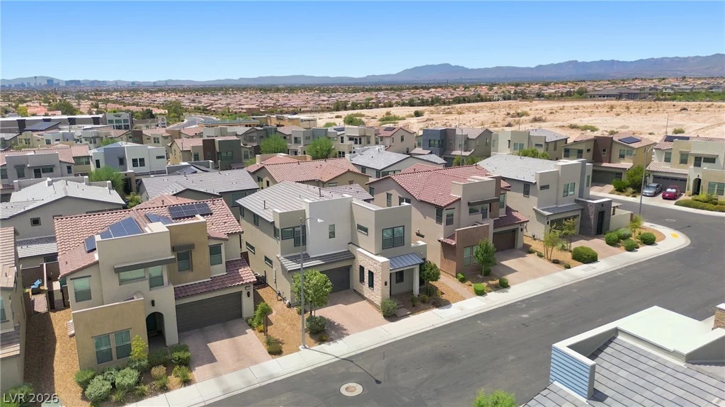 709 Emerson Creek, North Las Vegas, NV 89084