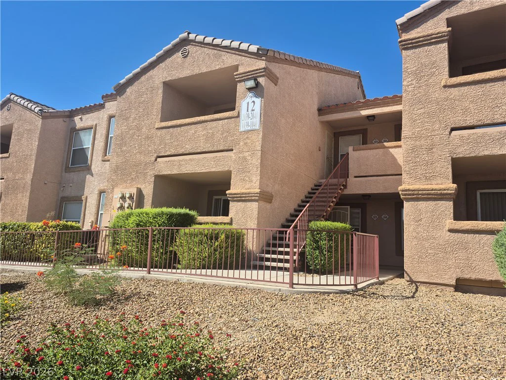 1150 Buffalo, Las Vegas, NV 89128