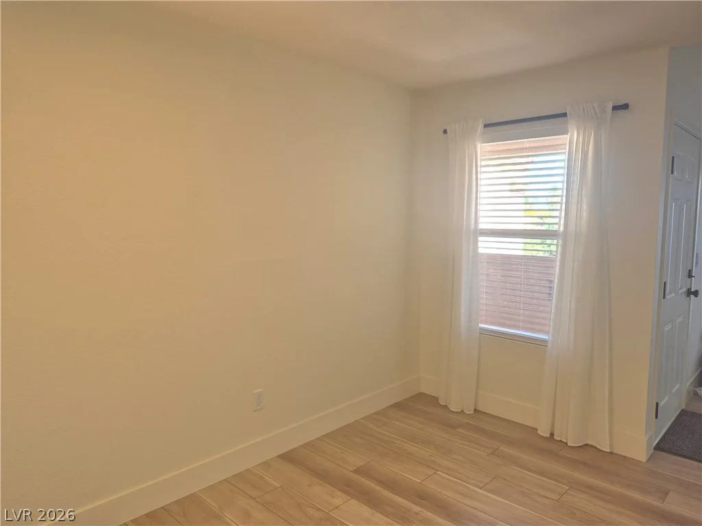 1150 Buffalo, Las Vegas, NV 89128
