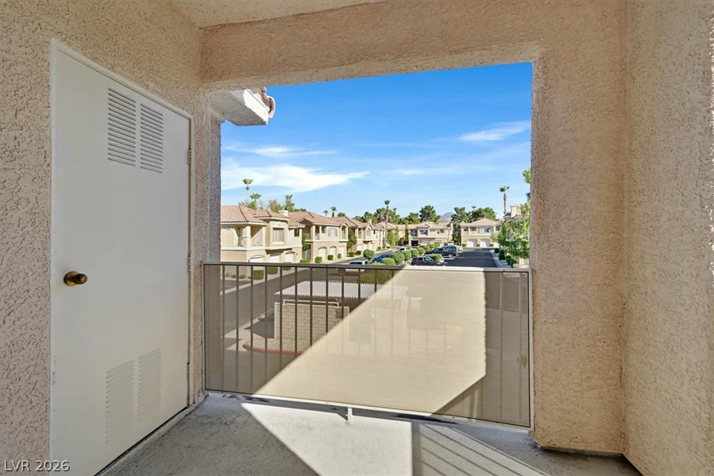 251 Green Valley, Henderson, NV 89012