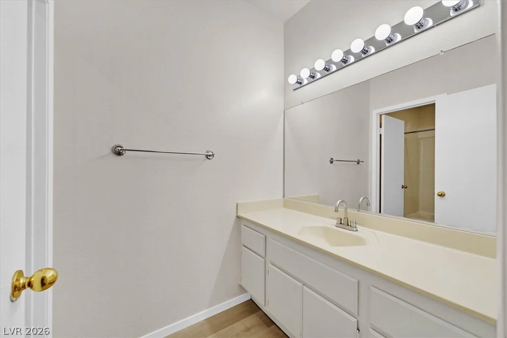 251 Green Valley, Henderson, NV 89012