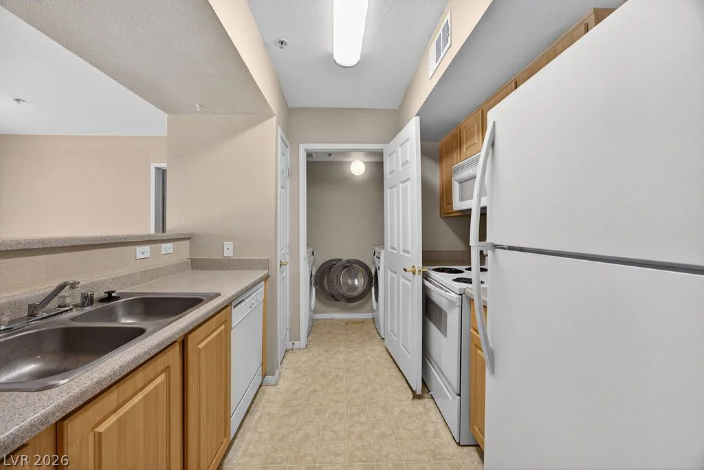 6955 Durango, Las Vegas, NV 89149