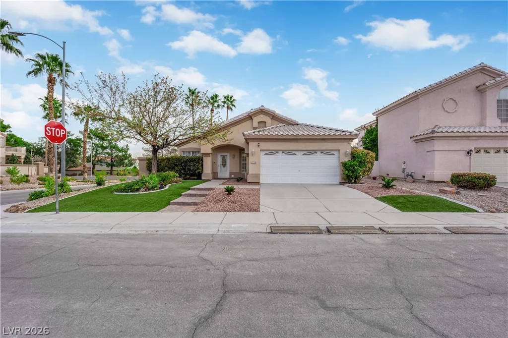 2528 Huber Heights, Las Vegas, NV 89128
