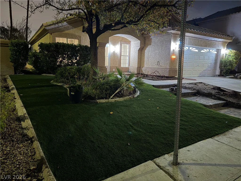 2528 Huber Heights, Las Vegas, NV 89128
