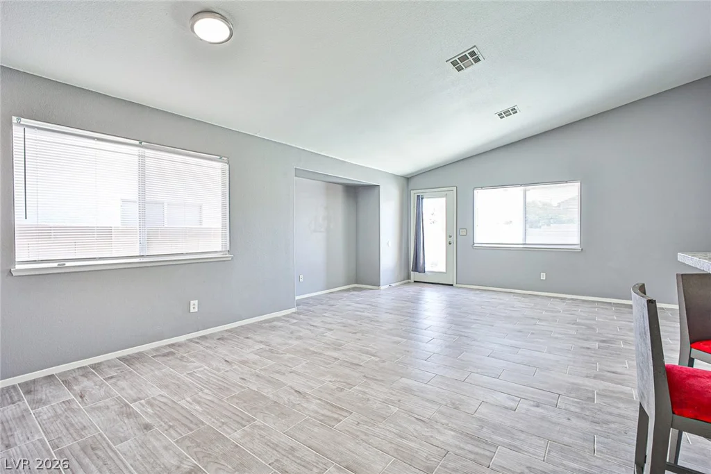8986 Manalang, Las Vegas, NV 89123