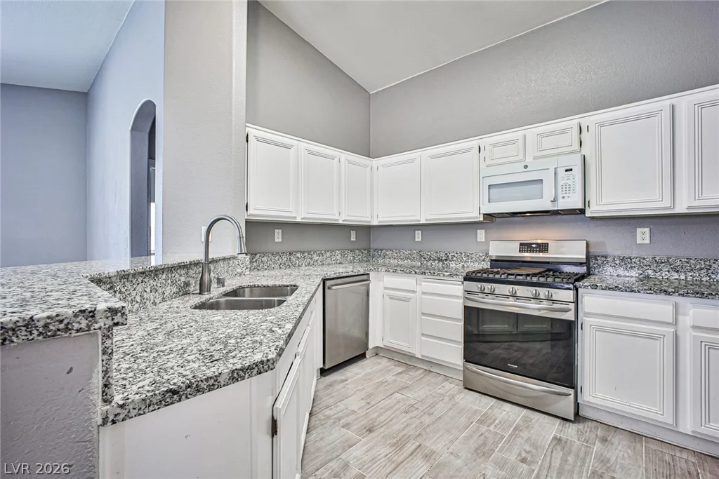 8986 Manalang, Las Vegas, NV 89123
