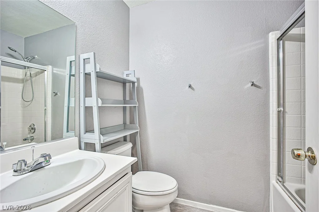 8986 Manalang, Las Vegas, NV 89123