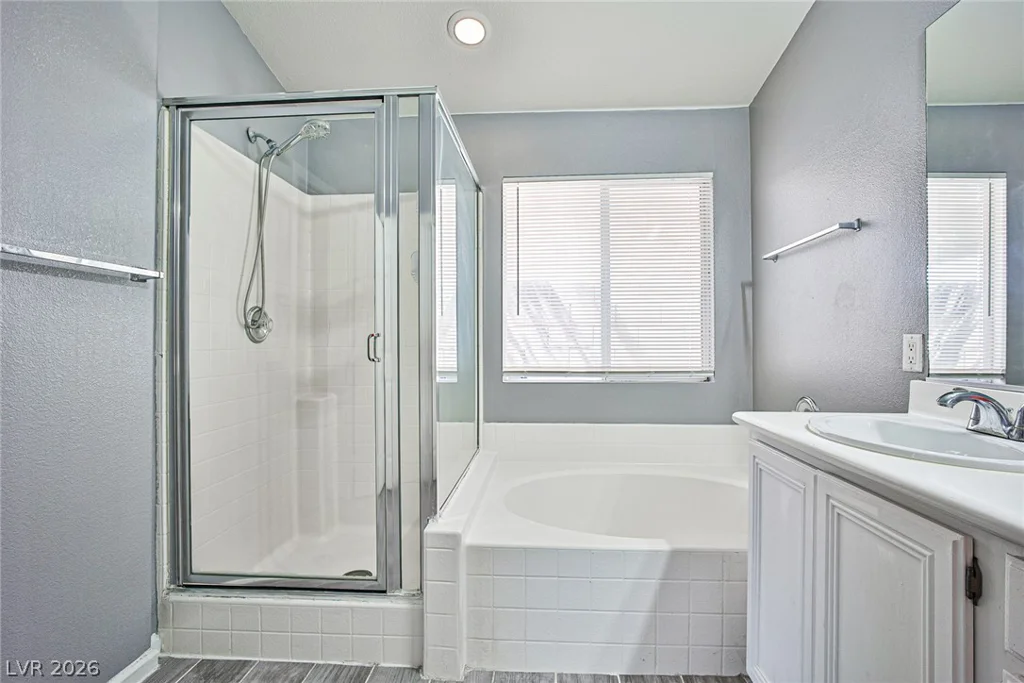 8986 Manalang, Las Vegas, NV 89123