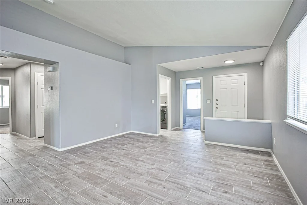 8986 Manalang, Las Vegas, NV 89123