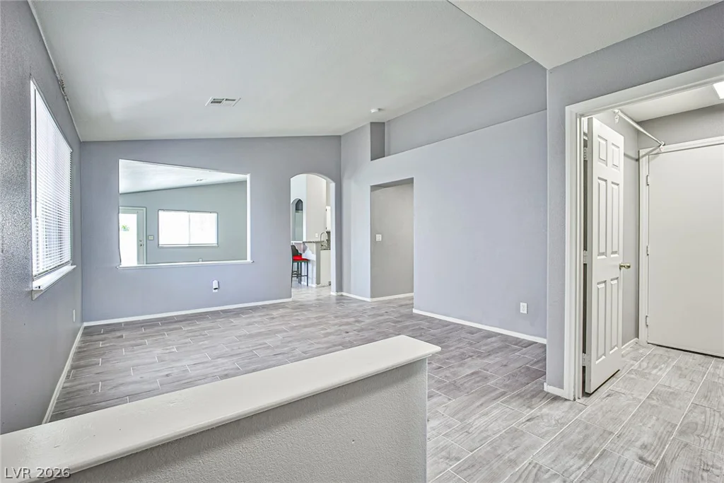 8986 Manalang, Las Vegas, NV 89123