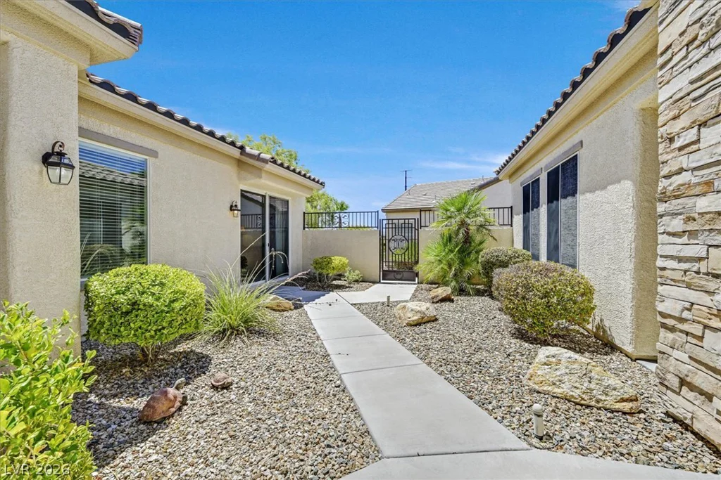 2429 Orangeburg, Henderson, NV 89044