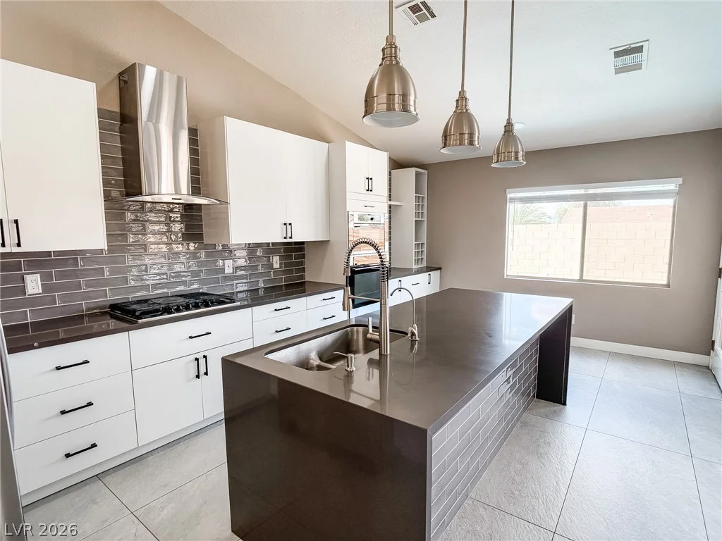 1100 Casady Hollow, Henderson, NV 89012