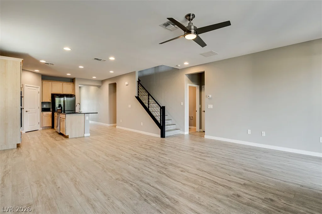 6020 Andezano, Las Vegas, NV 89135