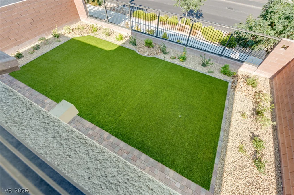 6020 Andezano, Las Vegas, NV 89135