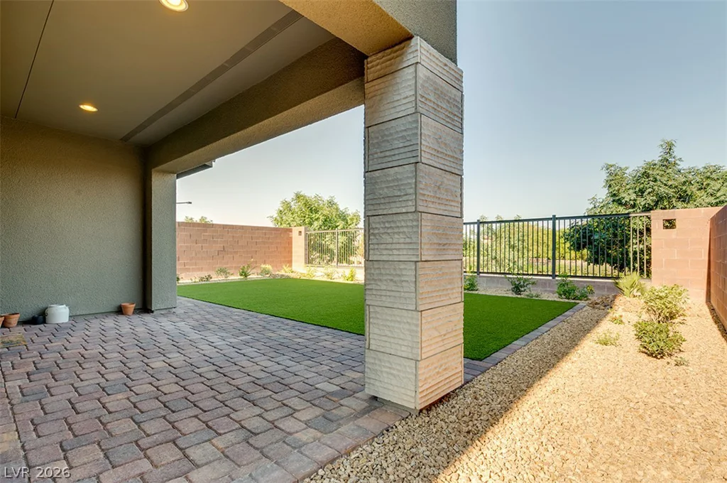 6020 Andezano, Las Vegas, NV 89135