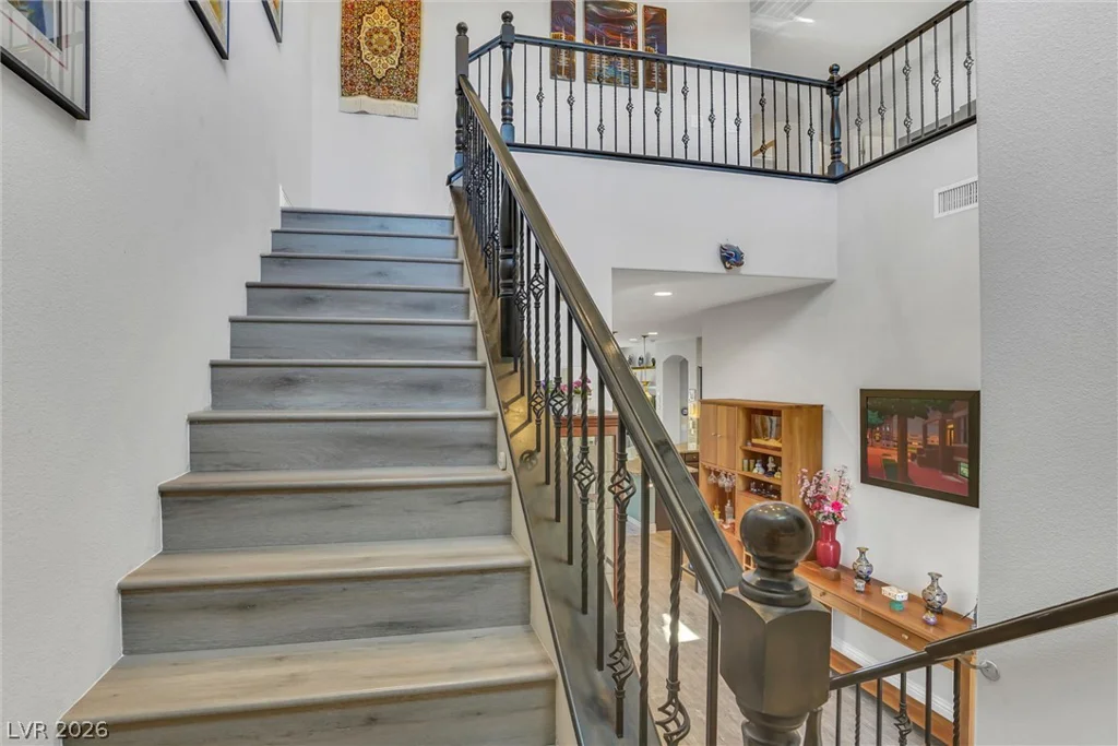 72 Newton Ridge, Las Vegas, NV 89183