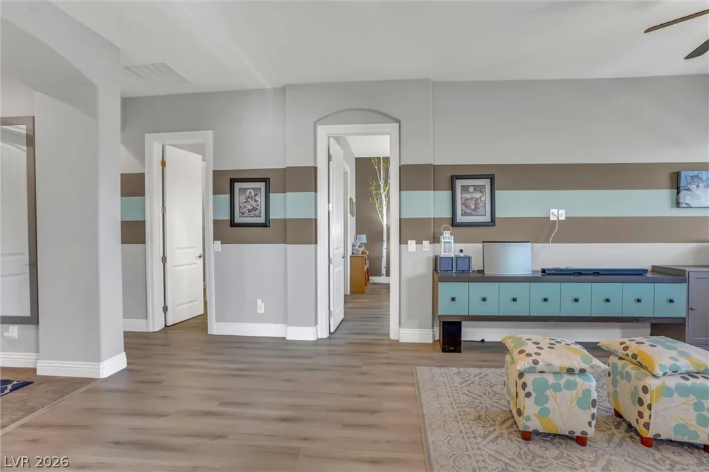 72 Newton Ridge, Las Vegas, NV 89183