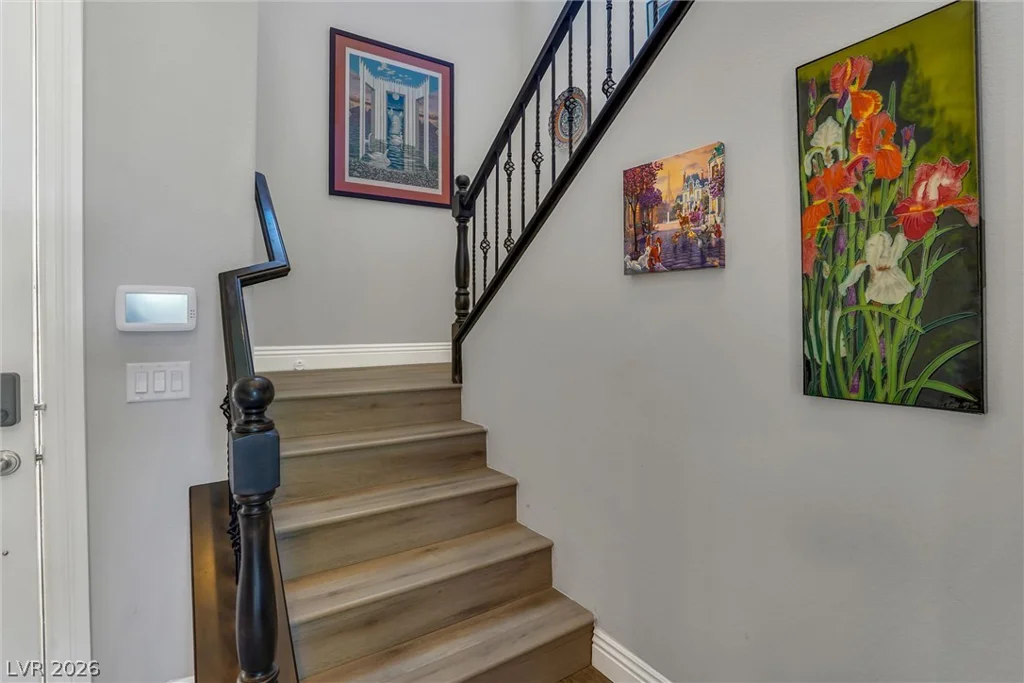 72 Newton Ridge, Las Vegas, NV 89183