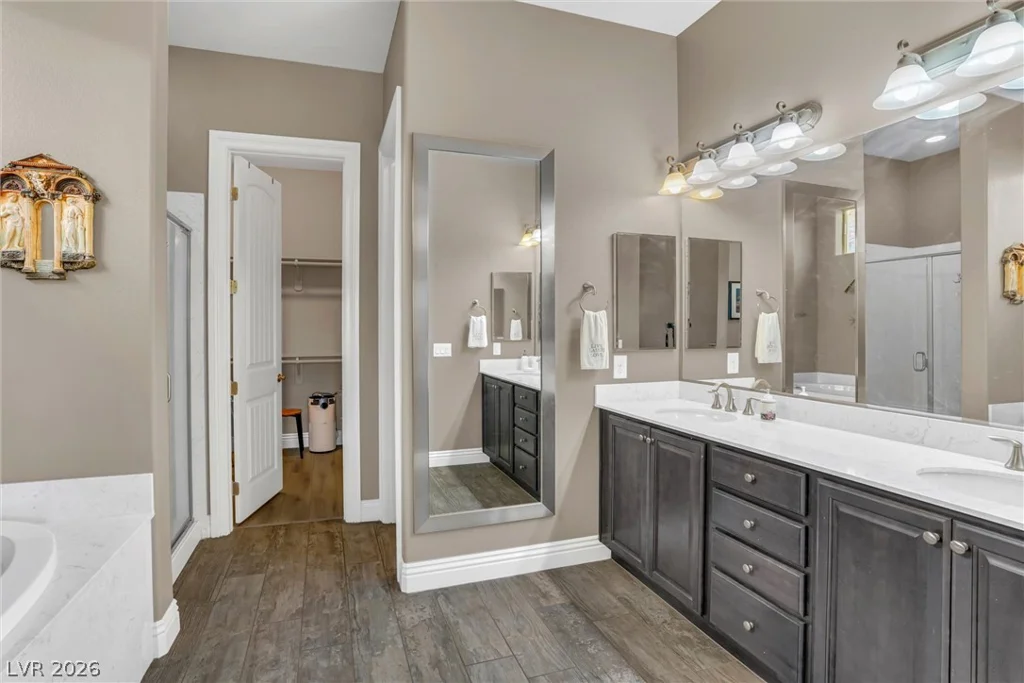 72 Newton Ridge, Las Vegas, NV 89183