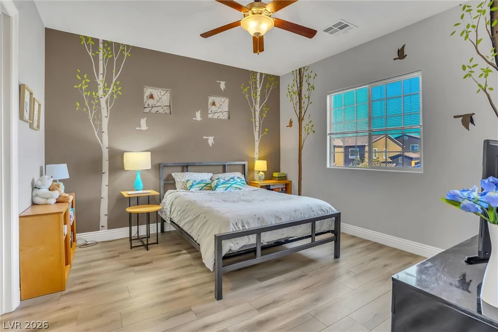 72 Newton Ridge, Las Vegas, NV 89183
