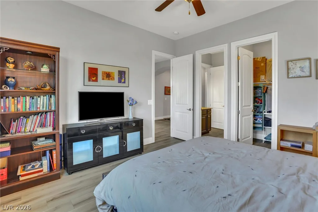 72 Newton Ridge, Las Vegas, NV 89183
