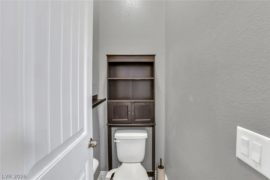 72 Newton Ridge, Las Vegas, NV 89183