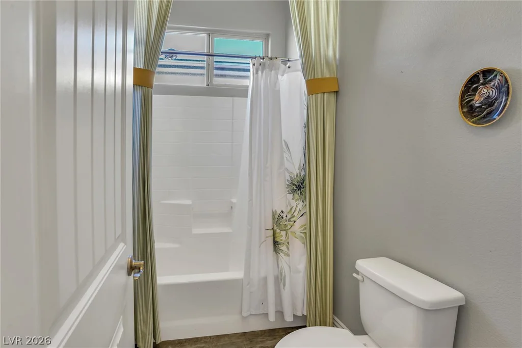 72 Newton Ridge, Las Vegas, NV 89183
