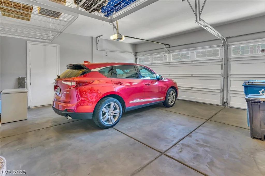 72 Newton Ridge, Las Vegas, NV 89183