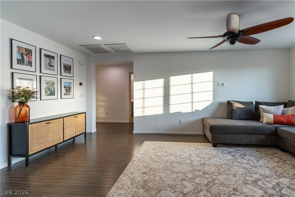 10570 Cranbrook Cross, Las Vegas, NV 89179