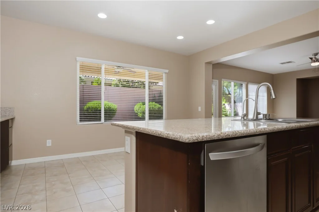 8305 Oakshire, Las Vegas, NV 89131