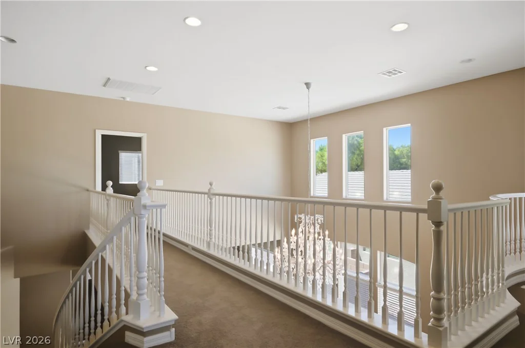 8305 Oakshire, Las Vegas, NV 89131