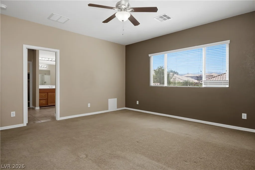 8305 Oakshire, Las Vegas, NV 89131