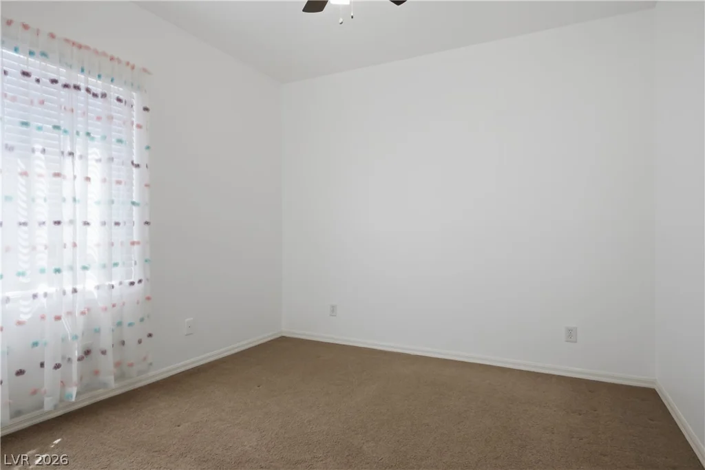 8305 Oakshire, Las Vegas, NV 89131