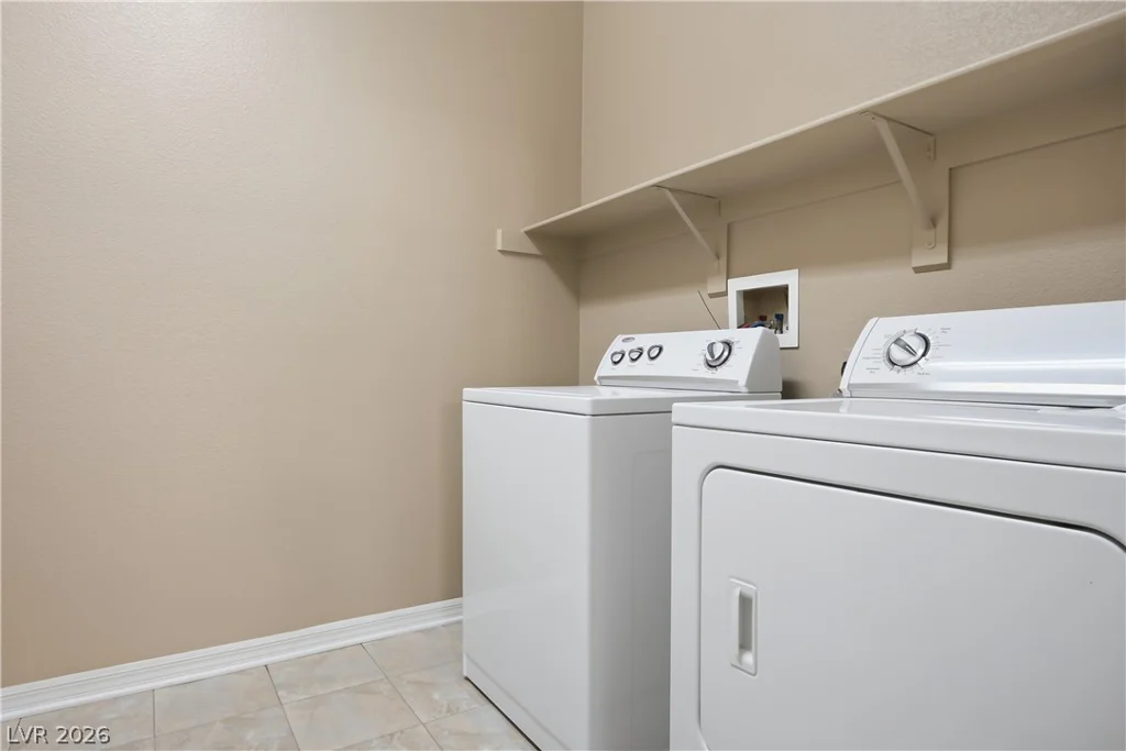 8305 Oakshire, Las Vegas, NV 89131