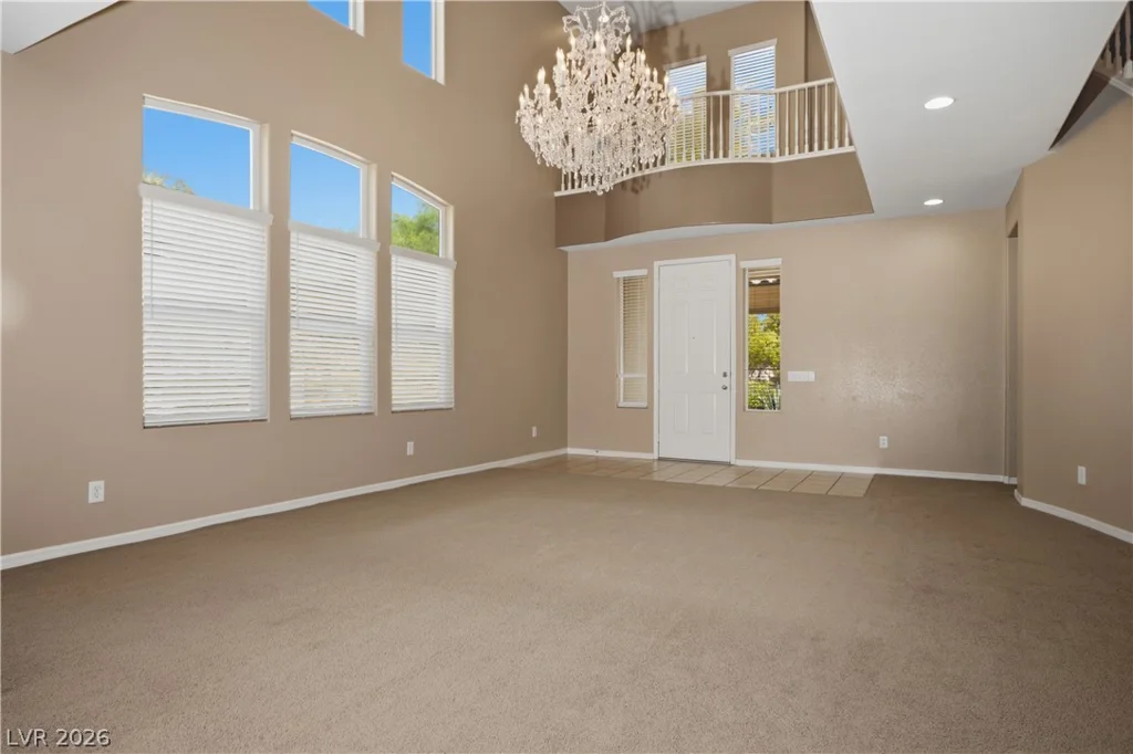 8305 Oakshire, Las Vegas, NV 89131